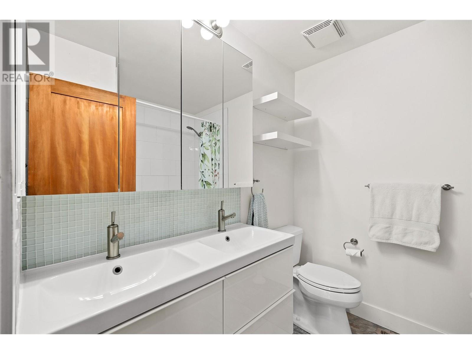 12 Caramillo Road, Kelowna, British Columbia  V1V 1B1 - Photo 23 - 10347550
