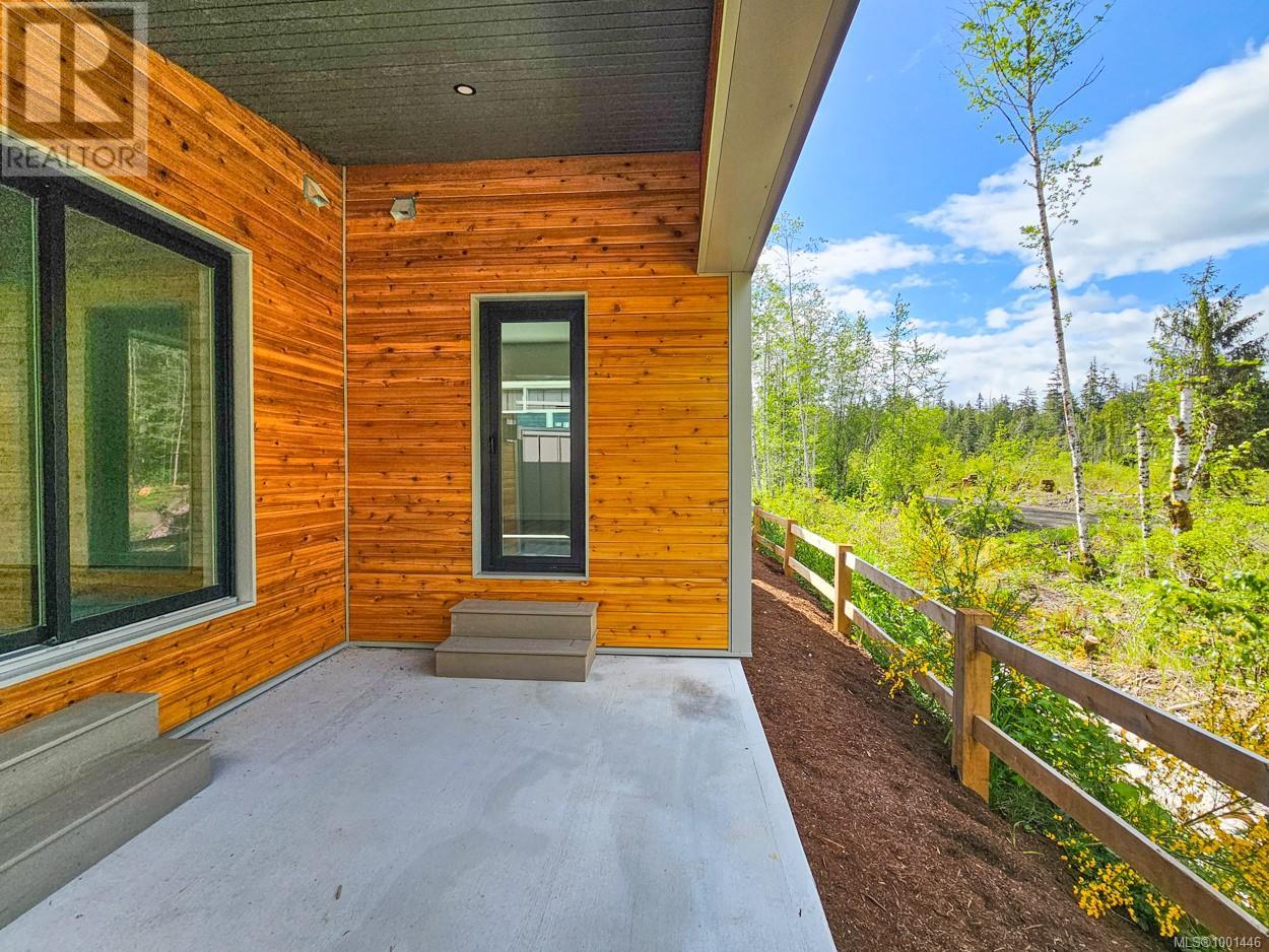 39 3025 Royston Rd, Cumberland, British Columbia  V0R 1S0 - Photo 10 - 1001446