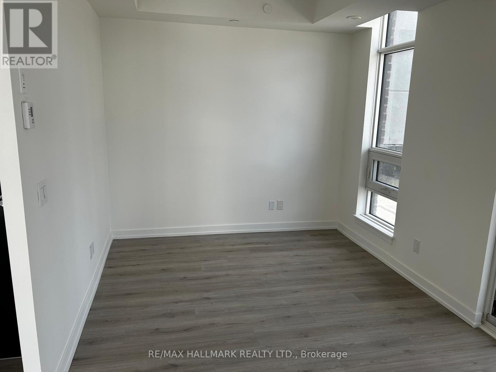 3rd Floor - 38-871 Sheppard Avenue W, Toronto, Ontario  M3H 0E8 - Photo 6 - C12179578