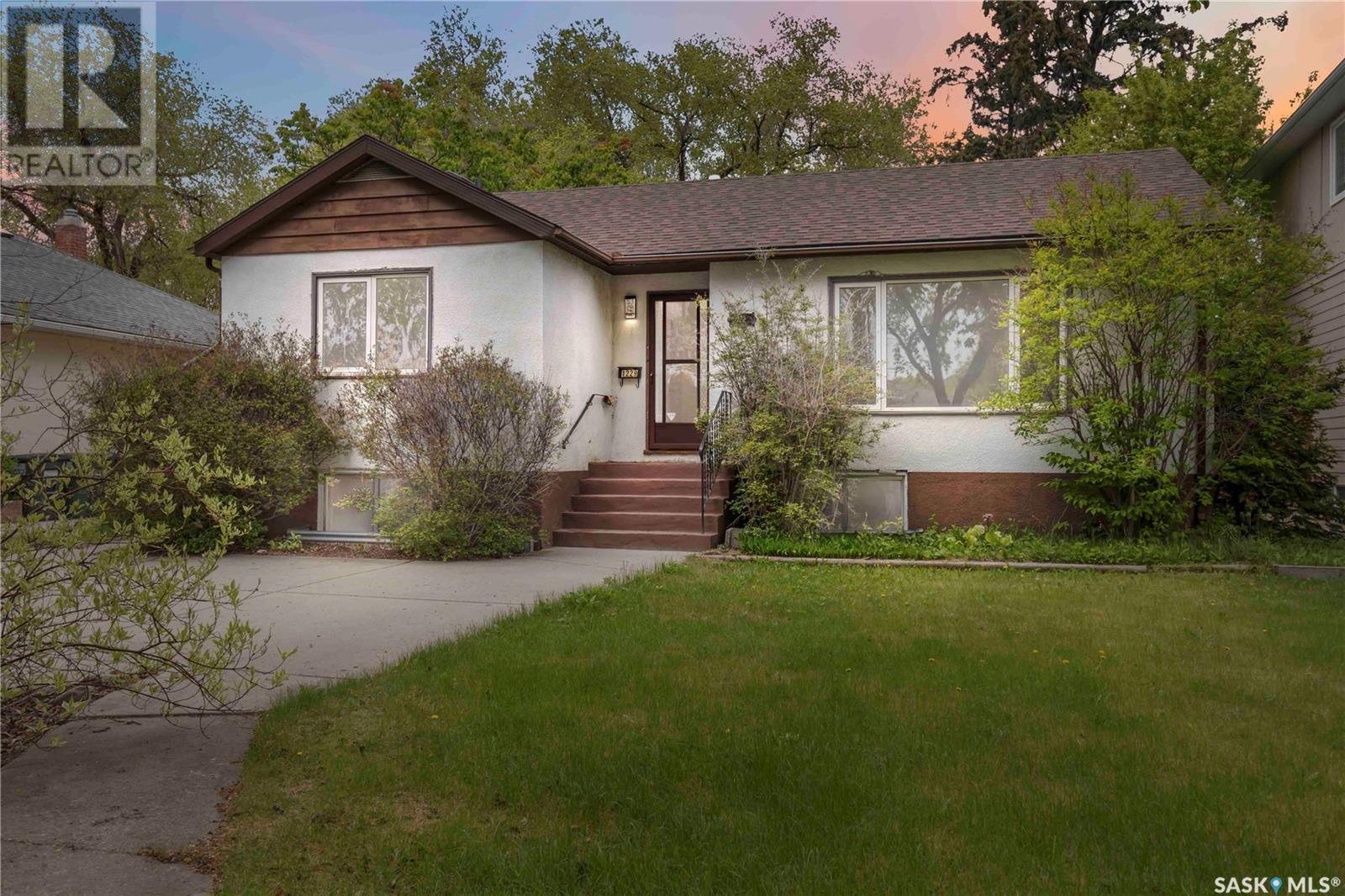 Property at 1229 9th STREET E image 2