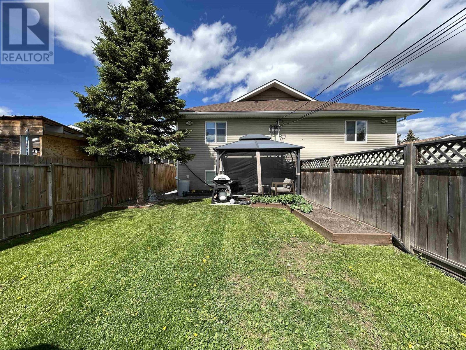 8229 99 Avenue, Fort St. John, British Columbia  V1J 1S8 - Photo 32 - R3008246
