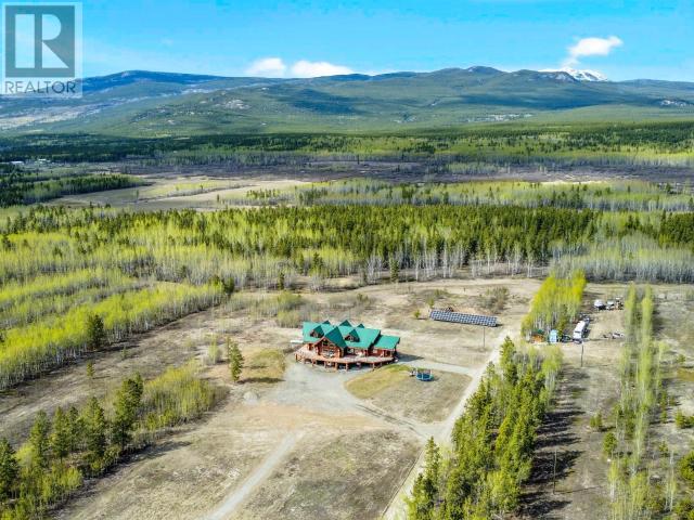 947 Takhini River Road, Whitehorse North, Yukon  Y1A 7A2 - Photo 2 - 16505