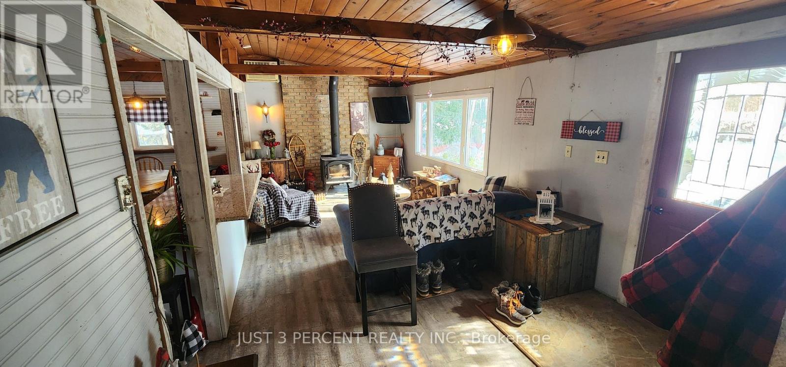 55 Northern Avenue, Trent Lakes, Ontario  K0M 1A0 - Photo 19 - X12179496