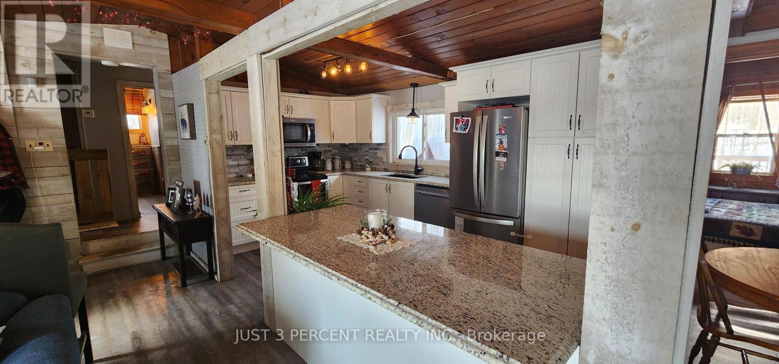 55 Northern Avenue, Trent Lakes, Ontario  K0M 1A0 - Photo 29 - X12179496