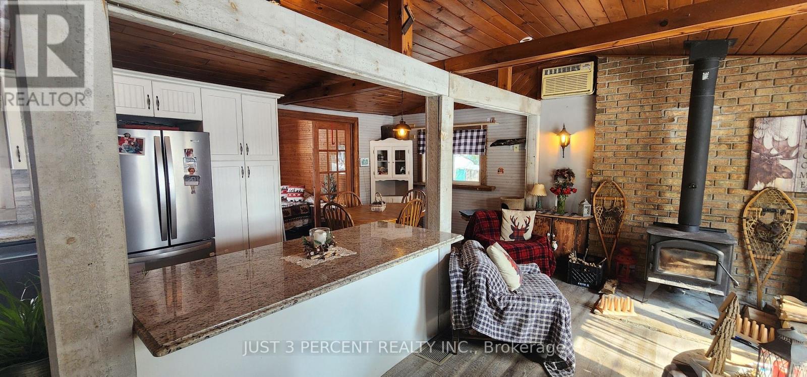 55 Northern Avenue, Trent Lakes, Ontario  K0M 1A0 - Photo 34 - X12179496