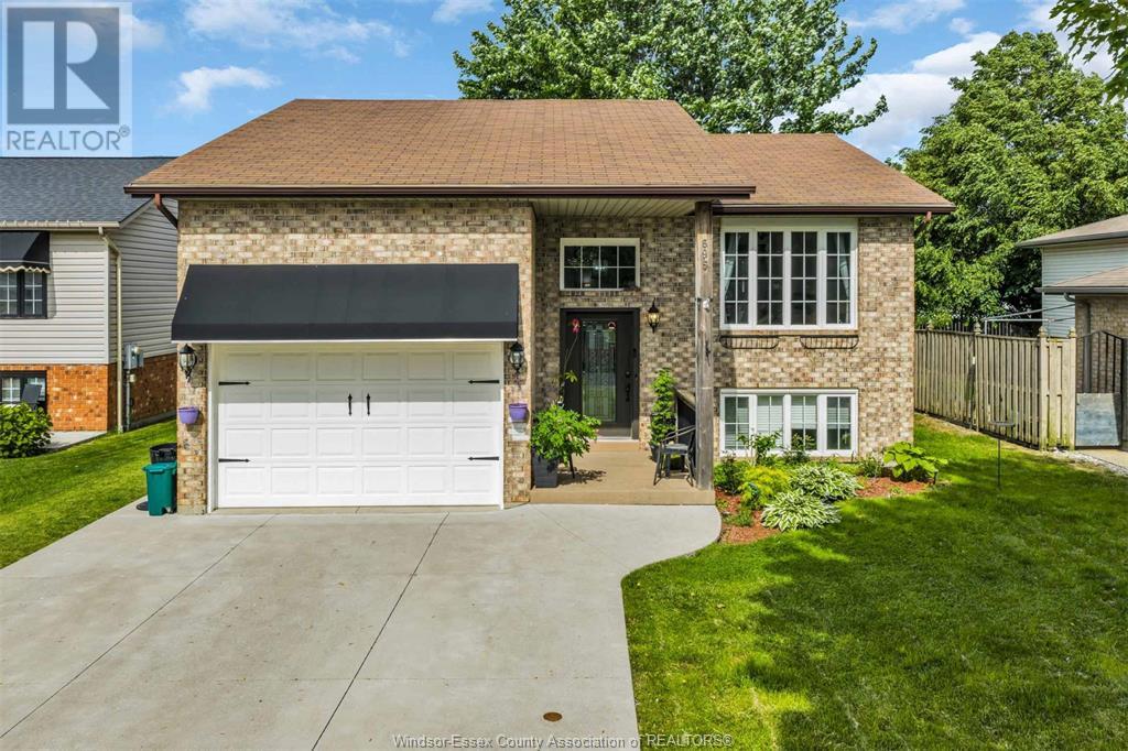 MLS# 25013203: 695 Richmond, Amherstburg, Canada
