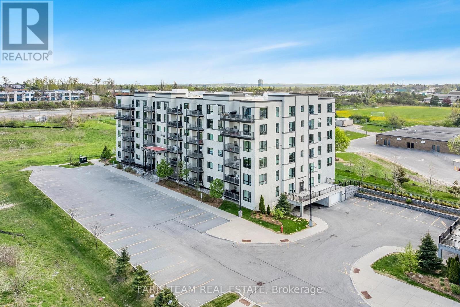 206 - 299 Cundles Road E, Barrie, Ontario  L4M 0K9 - Photo 2 - S12179638