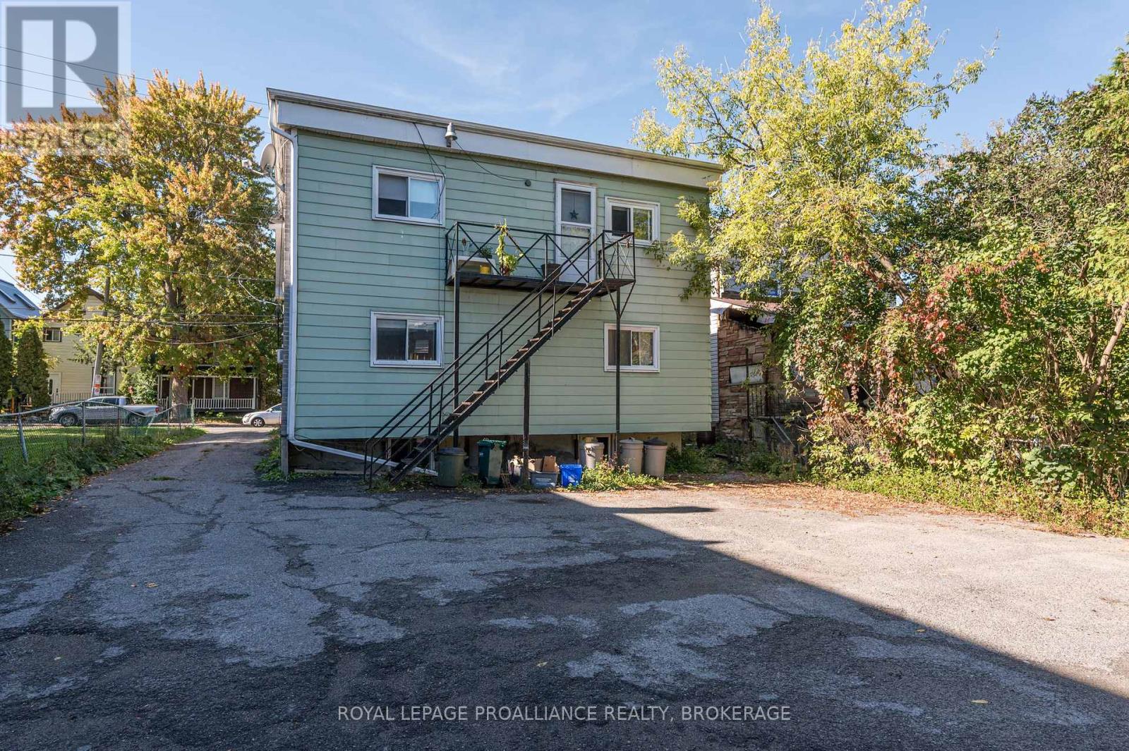 271-273 Rideau Street, Kingston (East Of Sir John A. Blvd), Ontario  K7K 3A7 - Photo 27 - X12179657