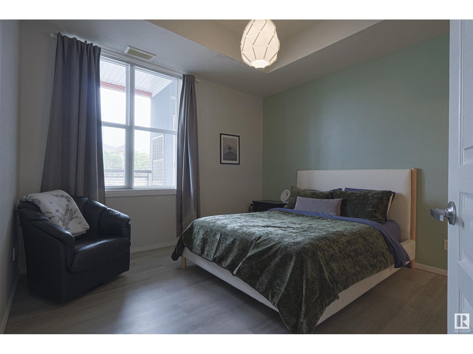 #208 10147 112 St Nw, Edmonton, Alberta  T5K 1M1 - Photo 10 - E4438033