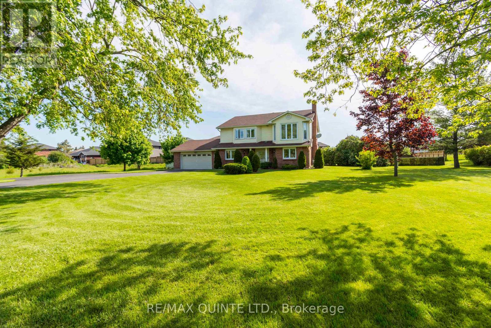 Property at 273 FARNHAM ROAD image 2