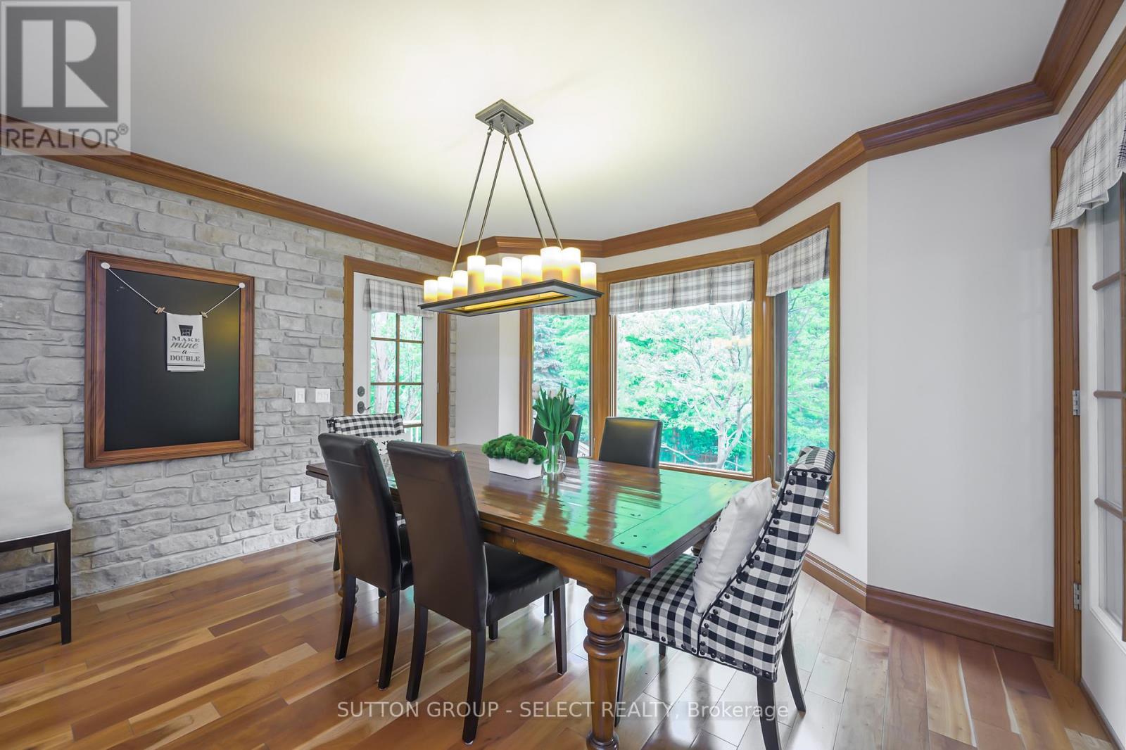 613 Eagletrace Drive, London North (North R), Ontario  N6G 0E8 - Photo 13 - X12179786