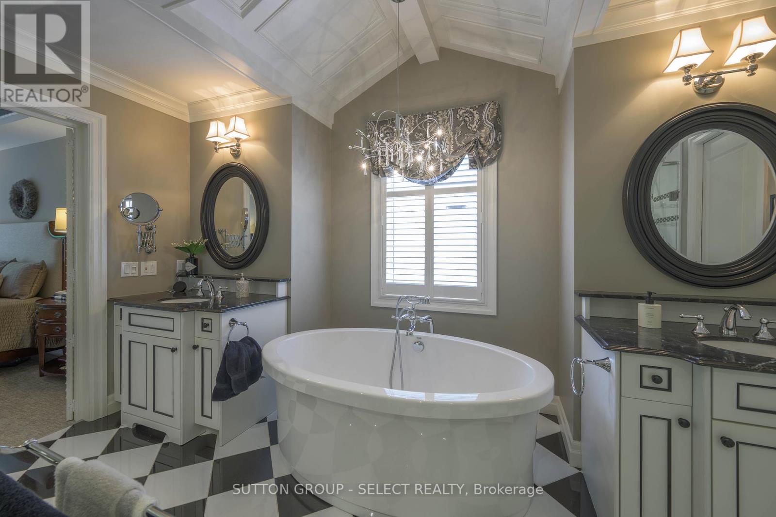 613 Eagletrace Drive, London North, Ontario  N6G 0E8 - Photo 23 - X12179786