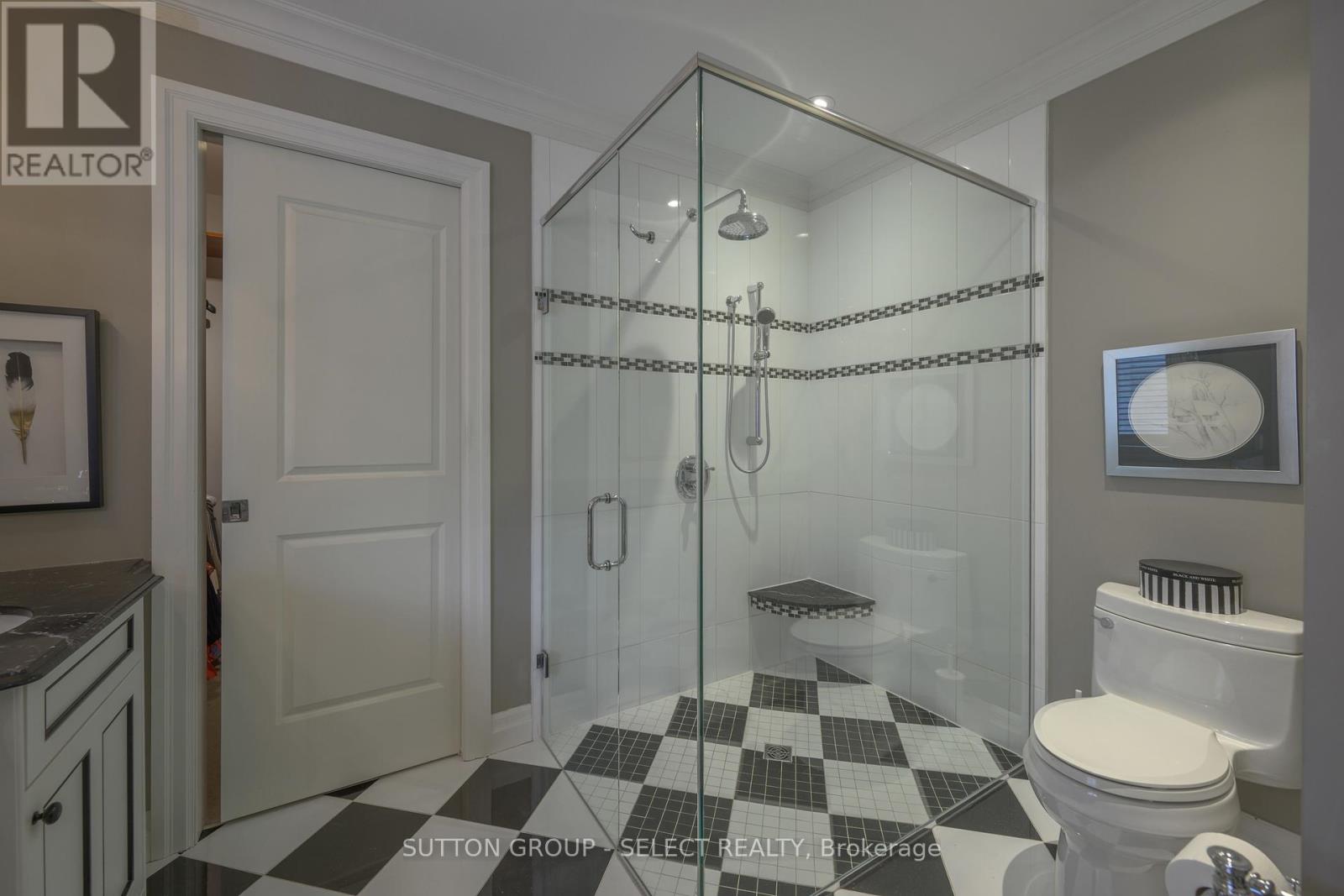 613 Eagletrace Drive, London North (North R), Ontario  N6G 0E8 - Photo 24 - X12179786