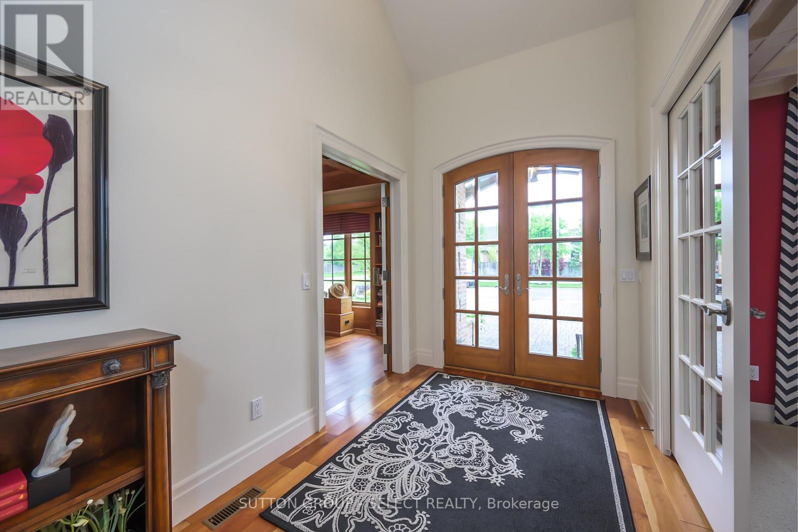 613 Eagletrace Drive, London North (North R), Ontario  N6G 0E8 - Photo 3 - X12179786