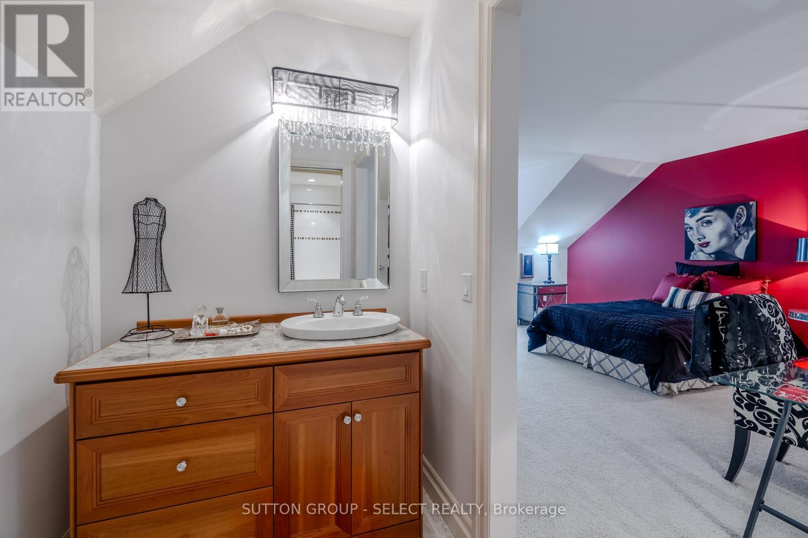 613 Eagletrace Drive, London North (North R), Ontario  N6G 0E8 - Photo 31 - X12179786