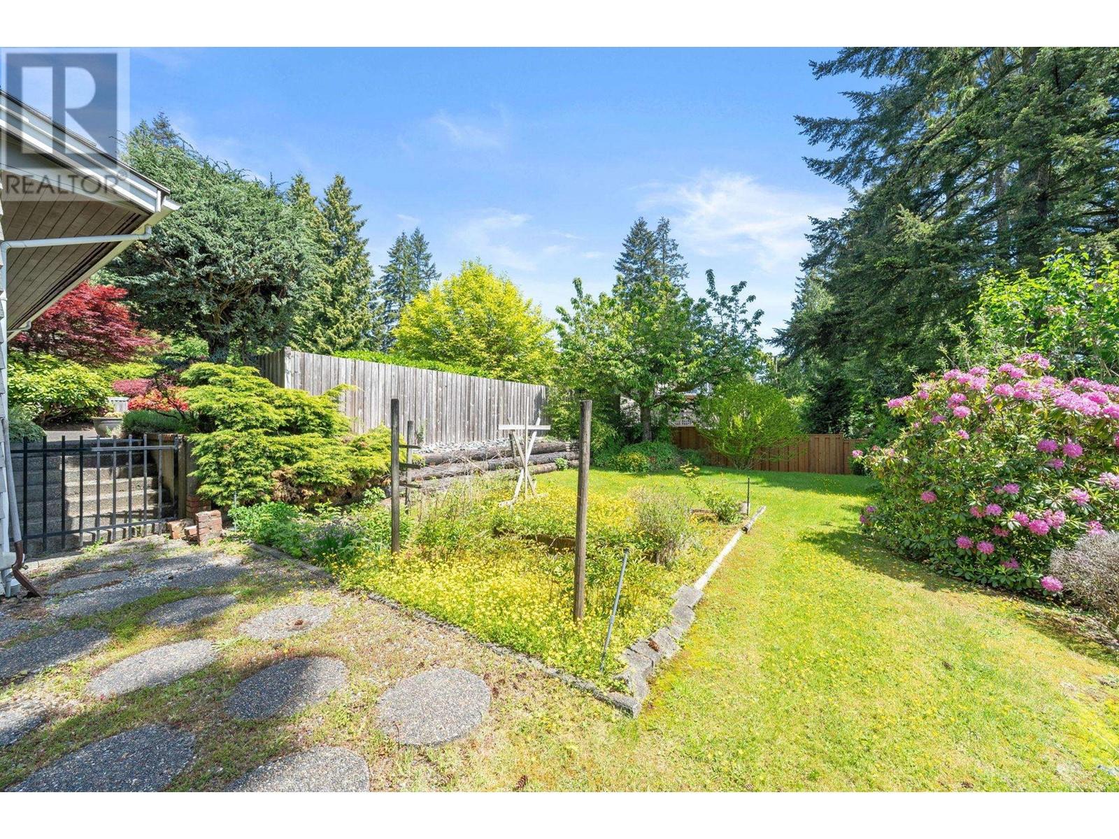 1488 Berkley Road, North Vancouver, British Columbia  V7H 1Y7 - Photo 13 - R3003416