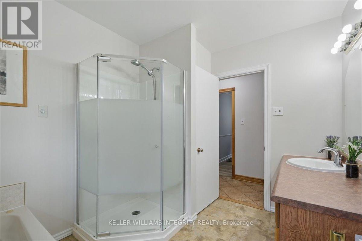 3328 Elizabeth Street, Ottawa, Ontario  K0A 2W0 - Photo 20 - X12179667