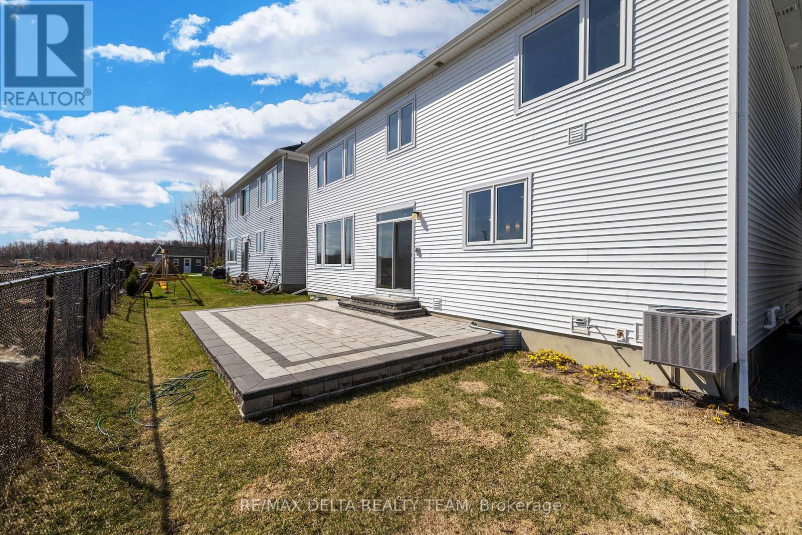 832 Mercier Crescent, Ottawa, Ontario  K1W 0N6 - Photo 48 - X12179802