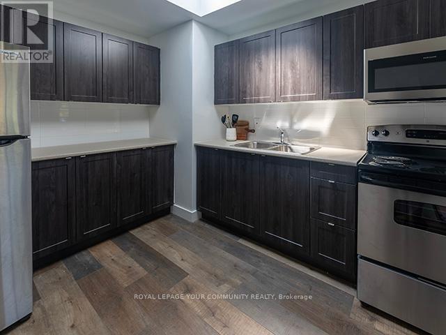 B - 2491 Dufferin Street, Toronto (Briar Hill-Belgravia), Ontario  M6B 3P9 - Photo 3 - W12179575