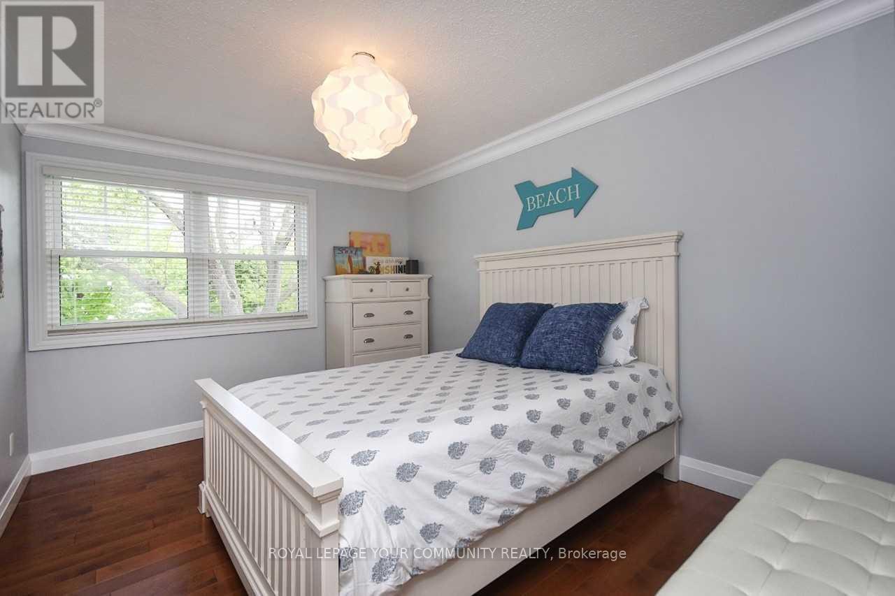 202 Willowridge Court, Oakville (Sw Southwest), Ontario  L6L 5J2 - Photo 25 - W12179576