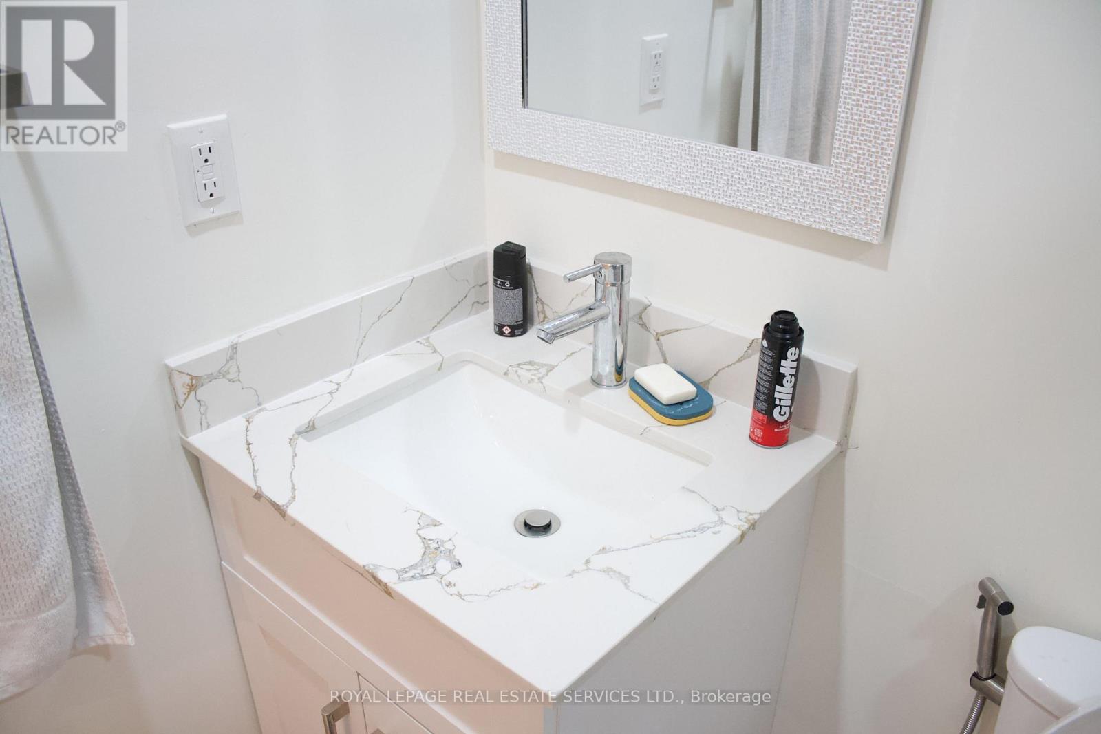 630 Mockridge Terrace, Milton, Ontario  L6T 8W1 - Photo 42 - W12179604
