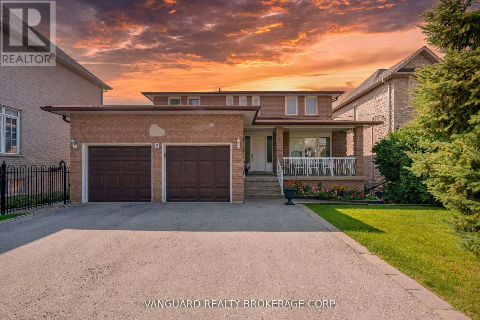 5 NORRIS PLACE, Toronto, Ontario