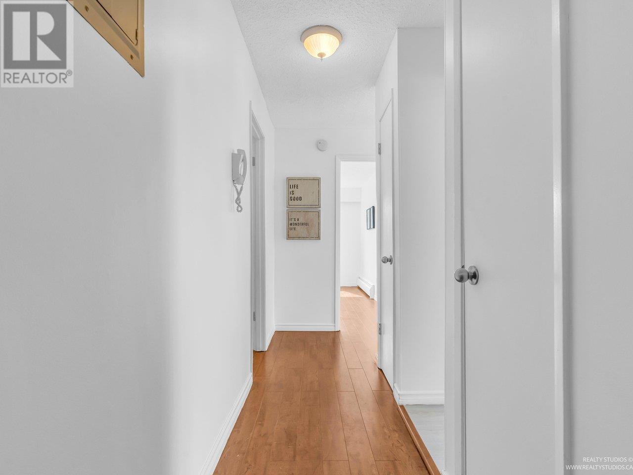 203 910 Fifth Avenue, New Westminster, British Columbia  V3M 1Y2 - Photo 5 - R3007942