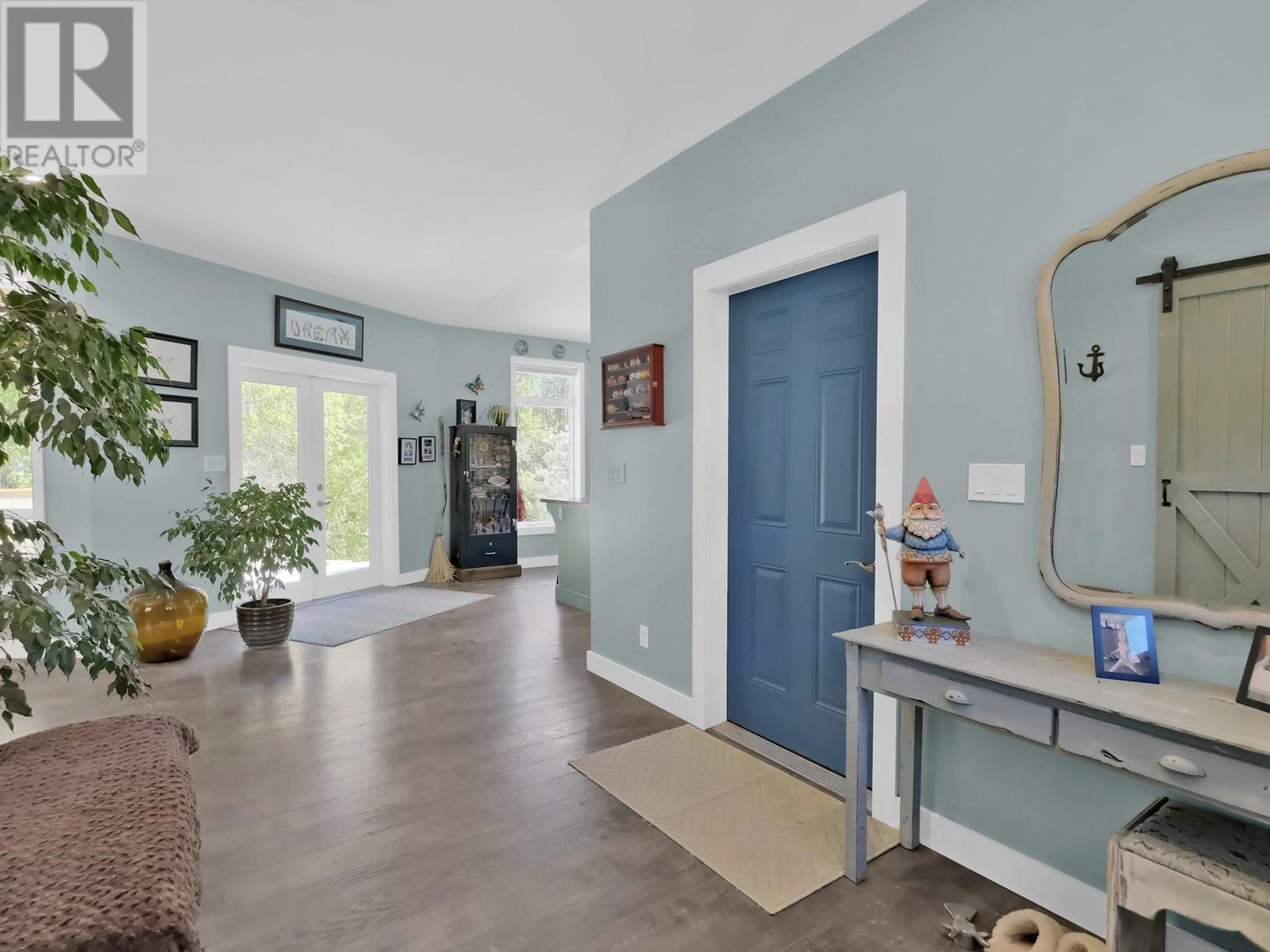 153 Smythe Drive, Penticton, British Columbia  V2A 8W6 - Photo 4 - 10349806