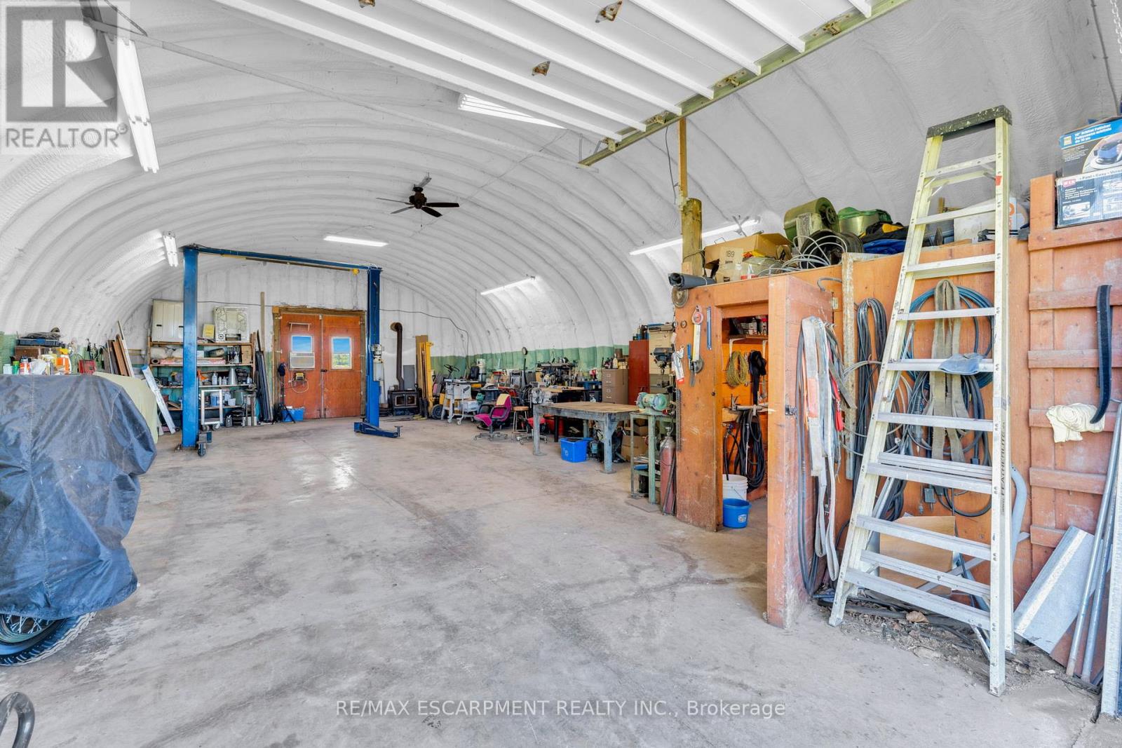 6724 Elcho Road, West Lincoln, Ontario  L0R 2J0 - Photo 4 - X12179586