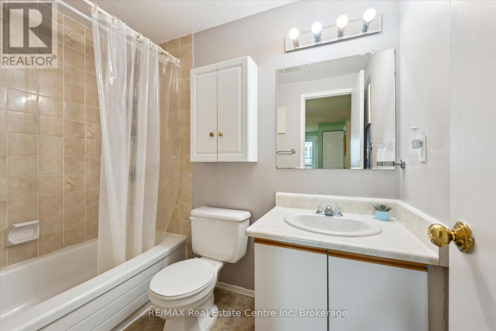 61 Leacock Avenue, Guelph, Ontario  N1E 6P9 - Photo 12 - X12179654