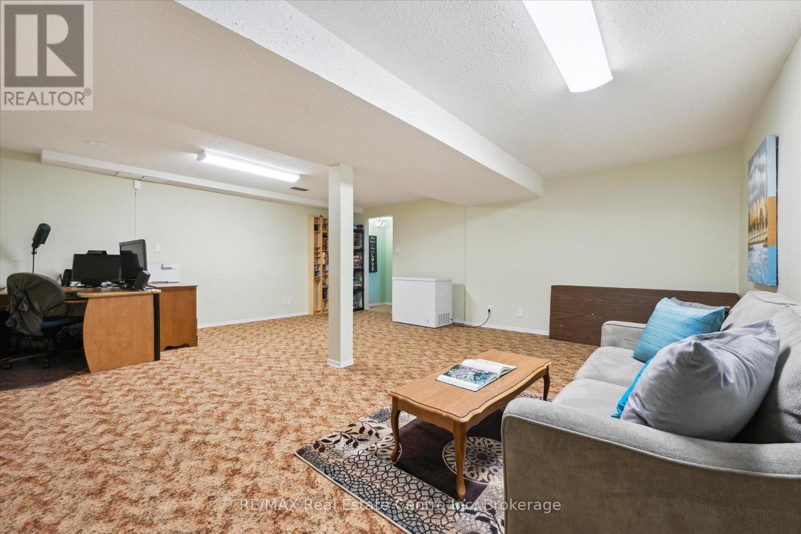61 Leacock Avenue, Guelph, Ontario  N1E 6P9 - Photo 13 - X12179654