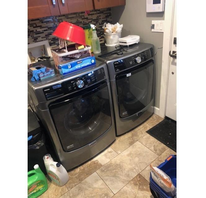 9018 151 Street, Surrey, British Columbia  V3R 8Y9 - Photo 3 - R3008453