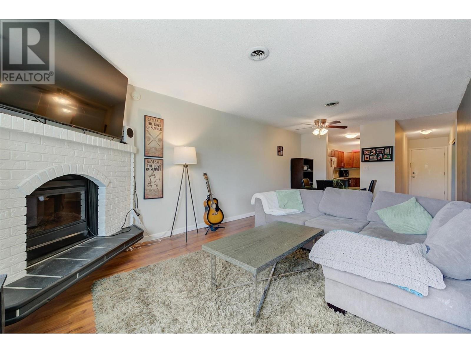 1665 Ufton Court Unit# 333 Lot# 33, Kelowna, BC V1Y8G7