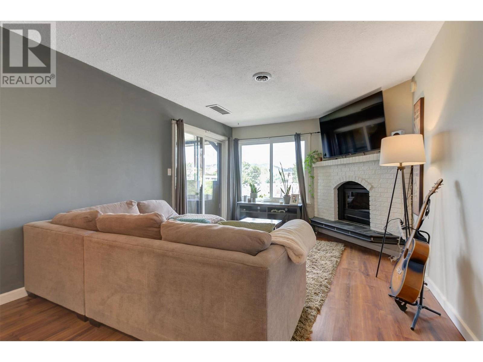 1665 Ufton Court Unit# 333 Lot# 33, Kelowna, BC V1Y8G7
