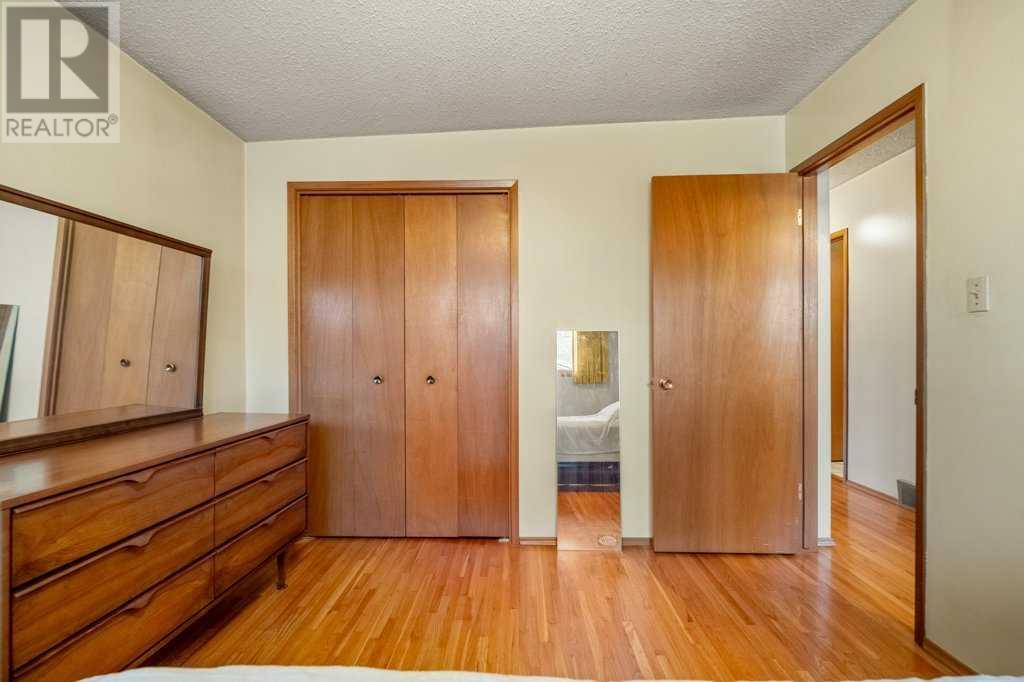 118 & 120 30 Avenue Nw, Calgary, Alberta  T2M 2M9 - Photo 17 - A2206367