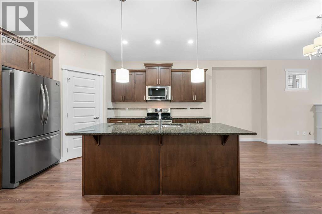 1027 Williamstown Boulevard Nw, Airdrie, Alberta  T4B 0X8 - Photo 8 - A2214100