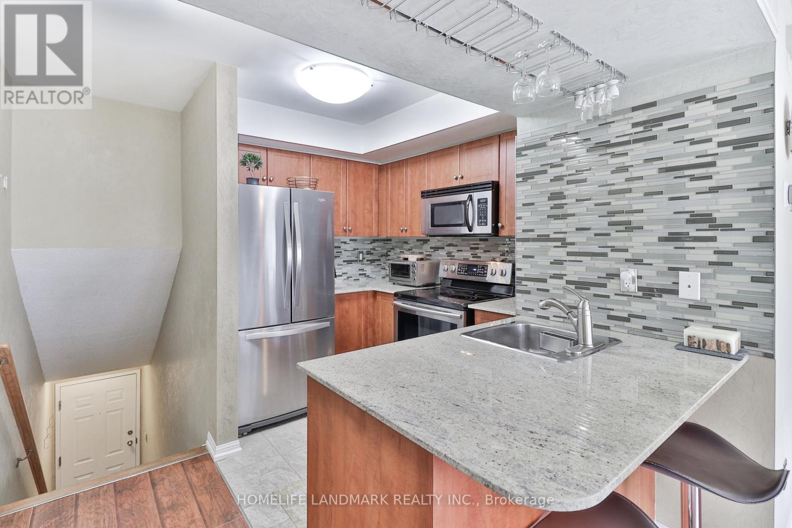 1521 - 26 Laidlaw Street, Toronto, Ontario  M6K 1X2 - Photo 6 - W12149391