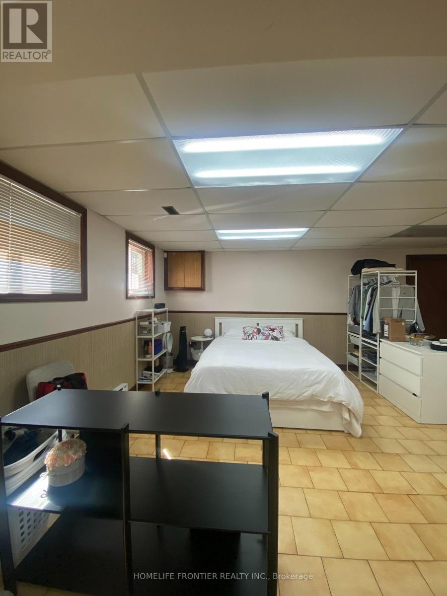 28 Barker Avenue, Toronto, Ontario  M9V 1E5 - Photo 15 - W12178694