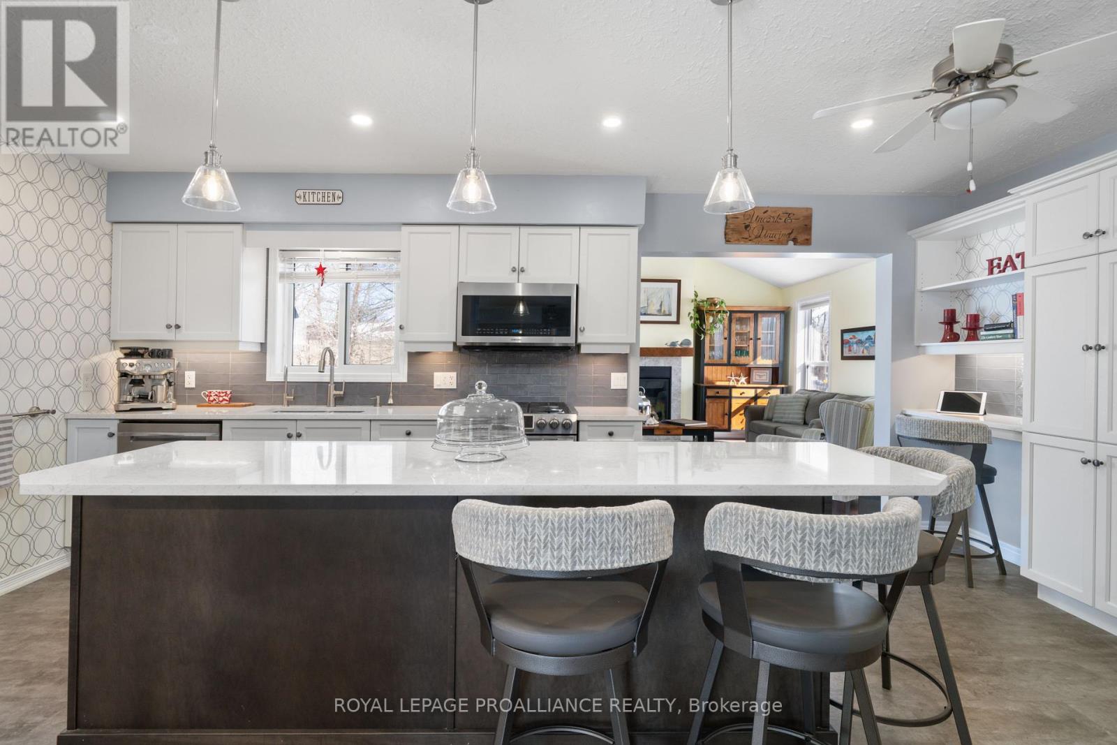 28 Huyck's Point Road, Prince Edward County, Ontario  K0K 3L0 - Photo 9 - X11990705