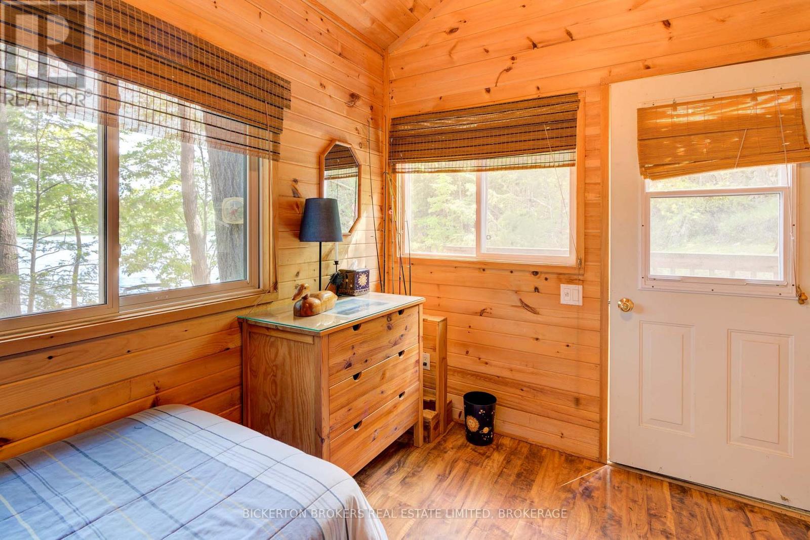 801e Whippoorwill Lane E, Leeds And The Thousand Islands, Ontario  K0E 1L0 - Photo 40 - X12179554