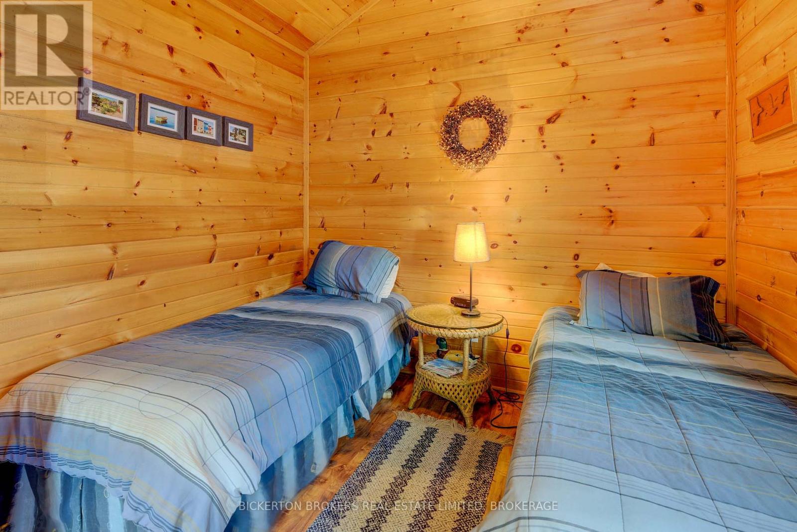 801e Whippoorwill Lane E, Leeds And The Thousand Islands, Ontario  K0E 1L0 - Photo 39 - X12179554