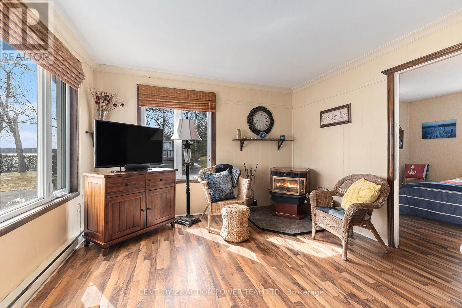 2839 Domaine Chartrand Street E, Champlain, Ontario  K0B 1J0 - Photo 4 - X12080697