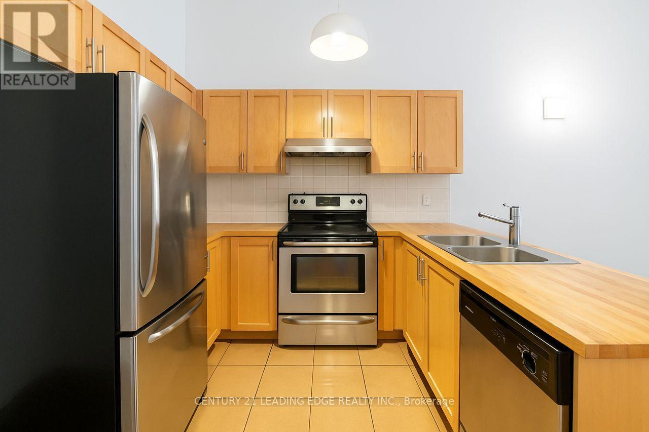 207 - 11 Rebecca Street, Hamilton, Ontario  L8R 3H7 - Photo 7 - X12174662