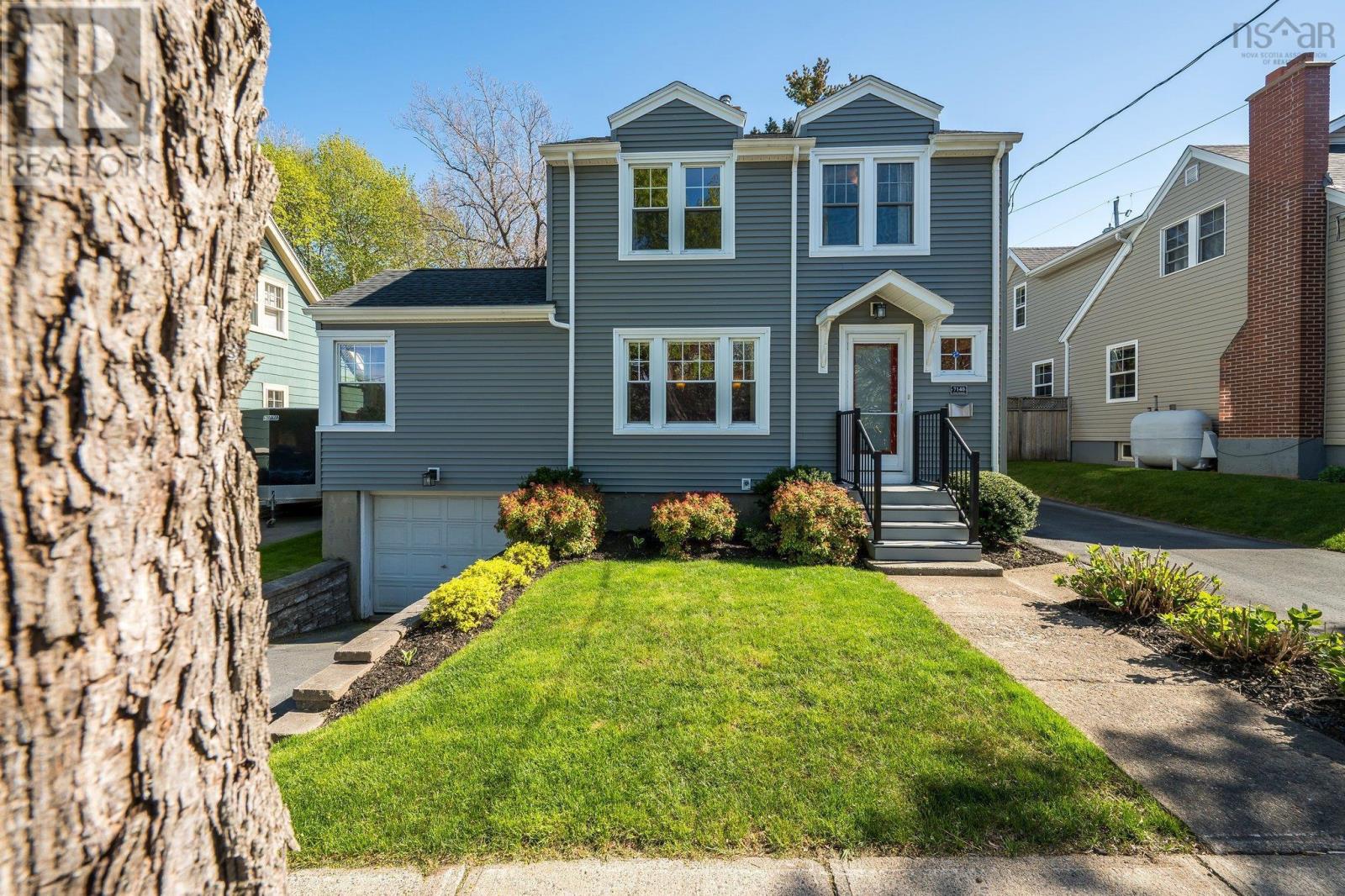 7140 Ernst Avenue, Halifax, Nova Scotia  B3L 2L4 - Photo 1 - 202512585