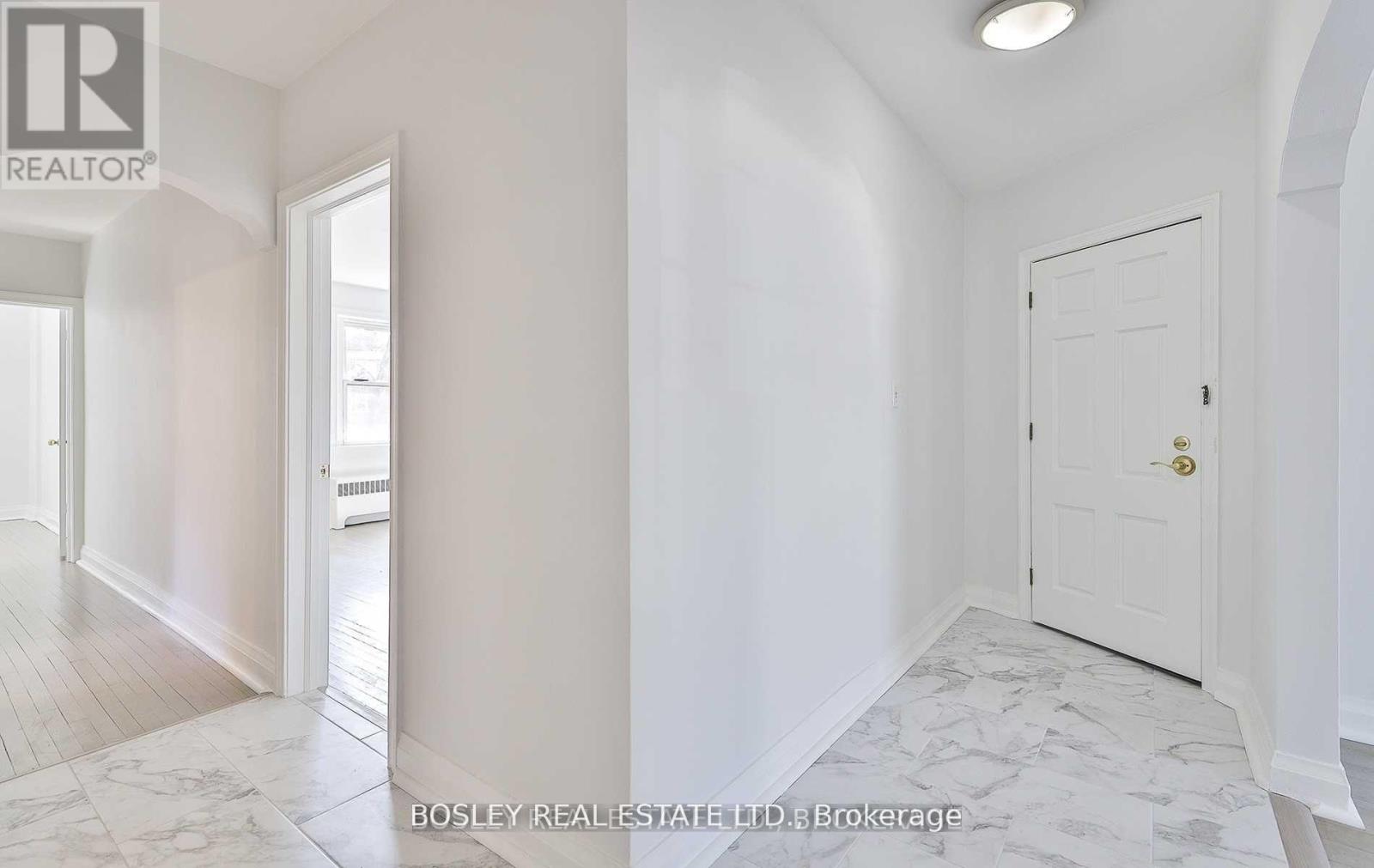1 - 3 Warwick Avenue S, Toronto, Ontario  M6C 1T5 - Photo 21 - C12179744