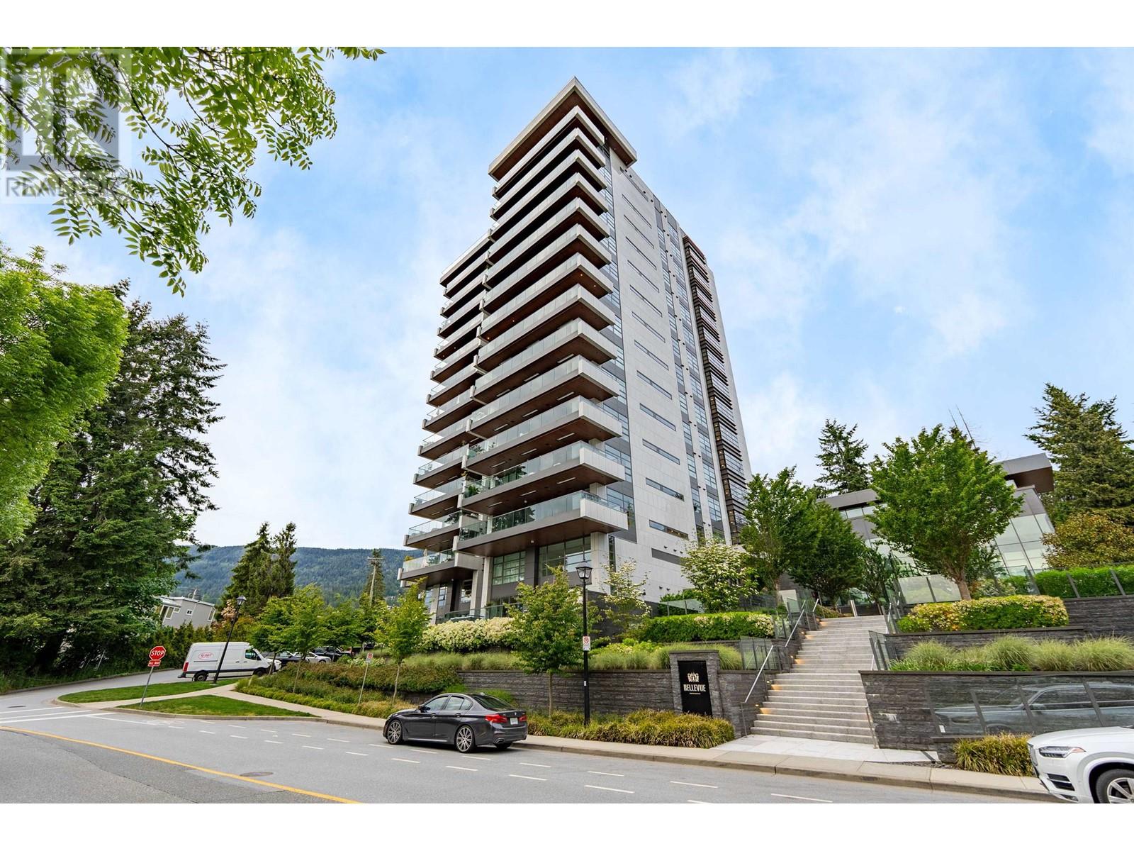 Property at 1002 2289 BELLEVUE AVENUE image 1