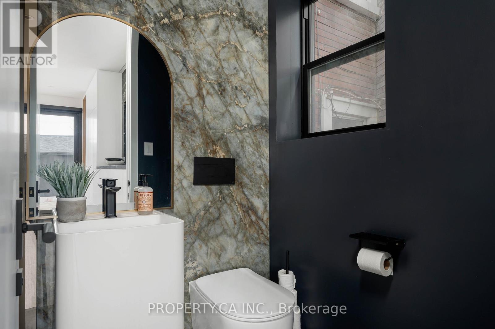 268 Euclid Avenue, Toronto, Ontario  M6J 2K2 - Photo 11 - C12176179