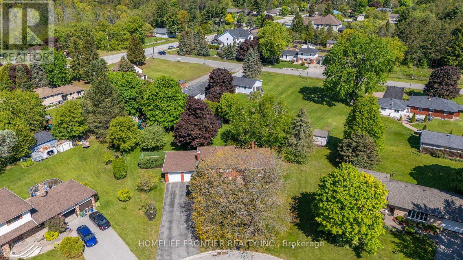 40 Delta Crescent, East Gwillimbury, Ontario  L9N 1G4 - Photo 40 - N12179758