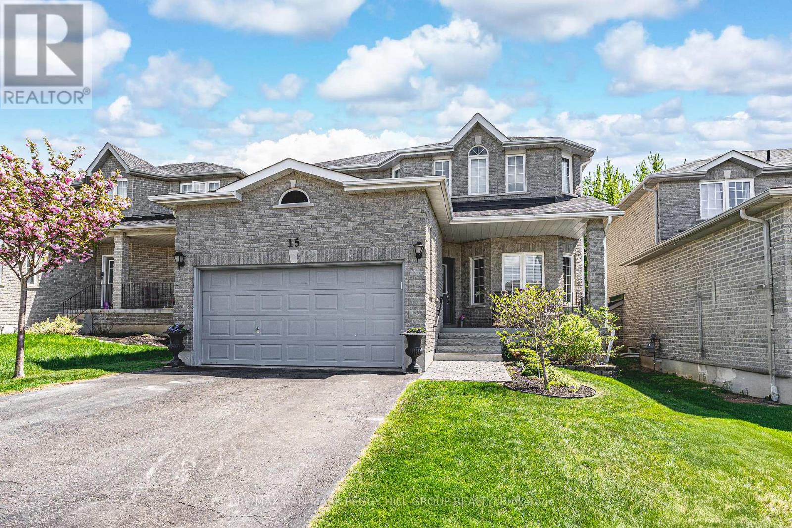 15 BLACK ASH TRAIL, Barrie, Ontario