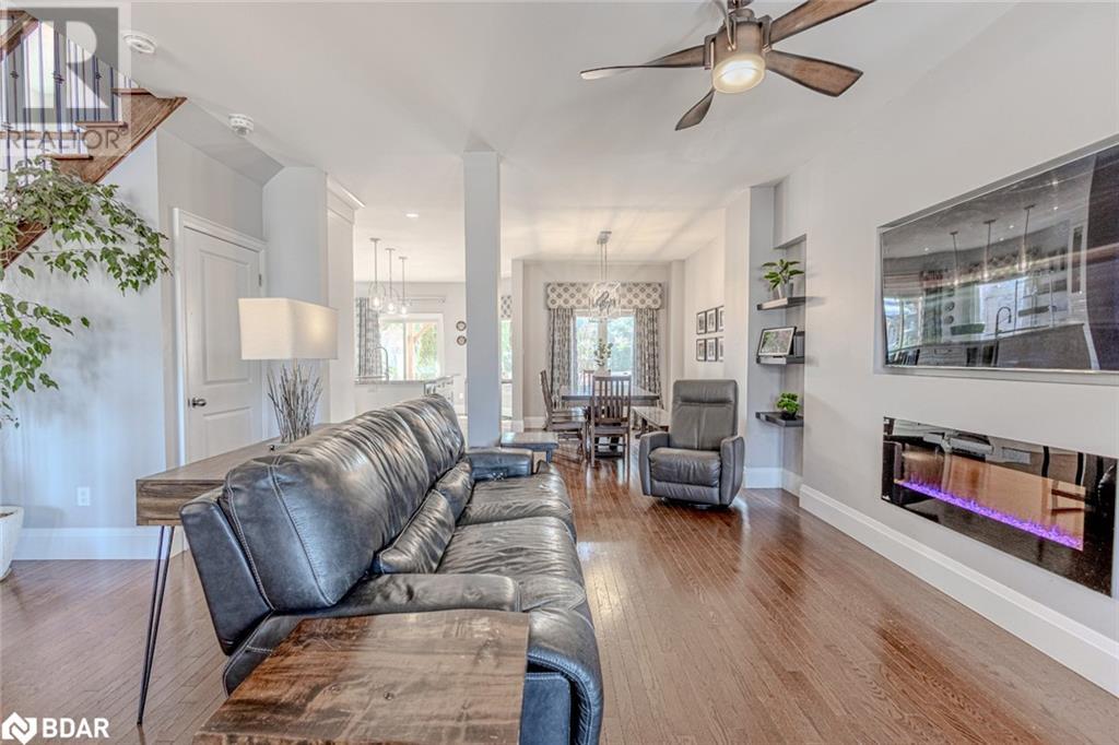 Property at 1940 WEBSTER Boulevard image 4
